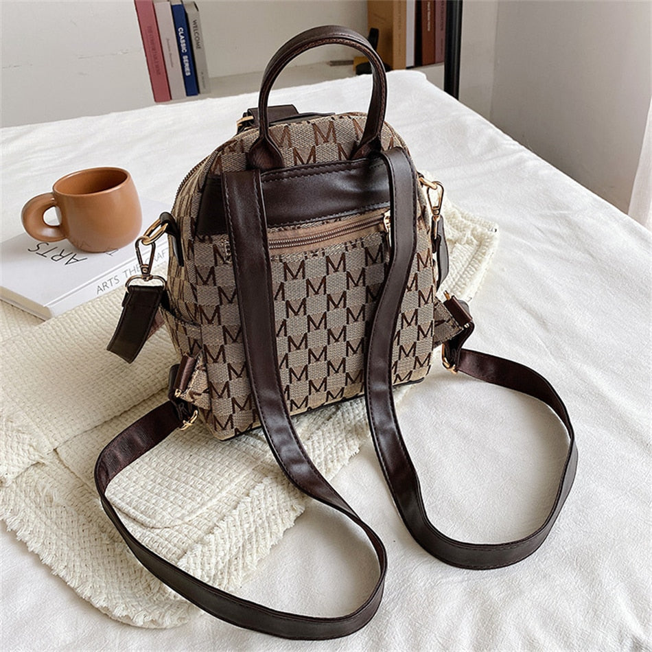 Phoebe – Stylischer Rucksack mit geometrischem Muster 