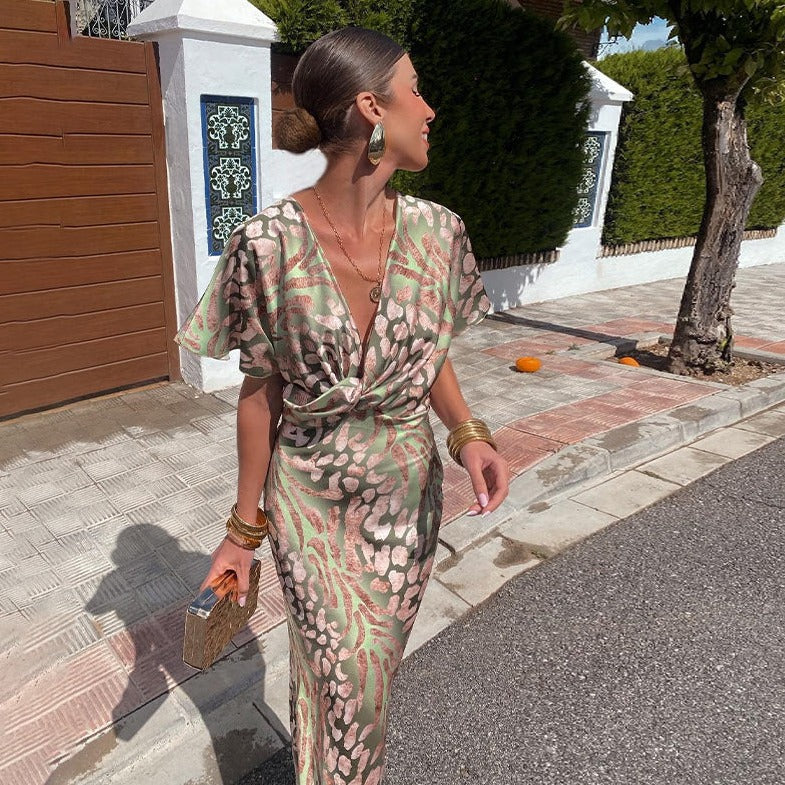 ROXANA | Robe longue élégante avec détails tressés au décolleté