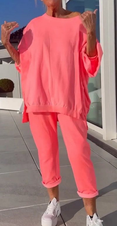 ⏳Limited time 50% off💥🥰 Round neck with slit. Fluorescent leisure suit for women
