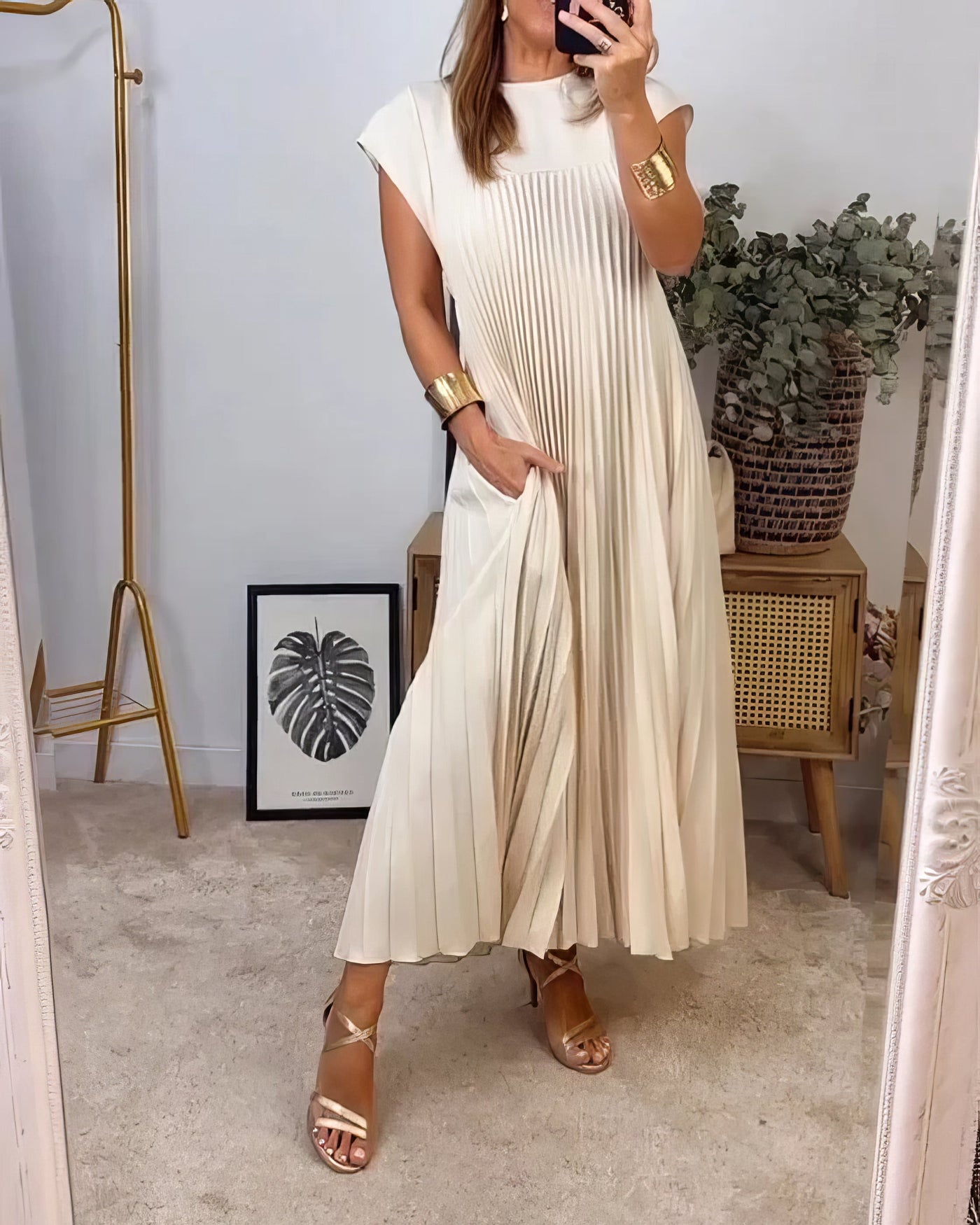 ELEONORA | Robe plissée sans manches, élégante et intemporelle