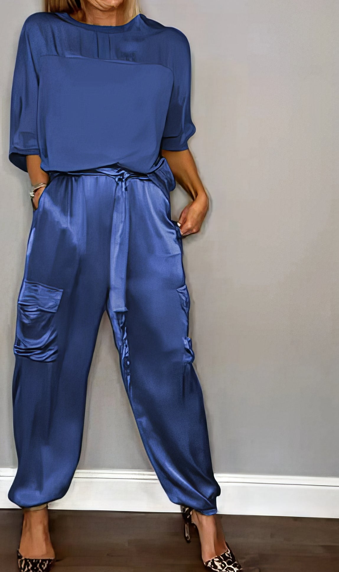 AMELIA | Komplette zweiteilige Bluse und schicke Cargohose